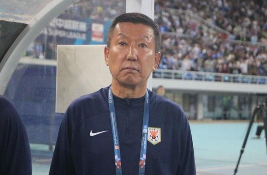 两个女医生的醋意
