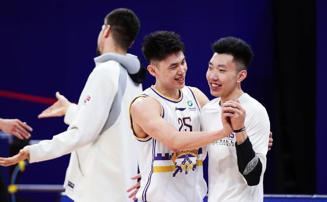 伊人久久电影网