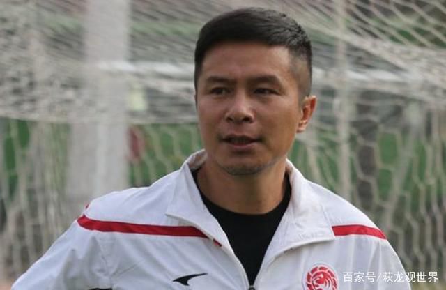被cao哭各种姿势跪趴打屁股